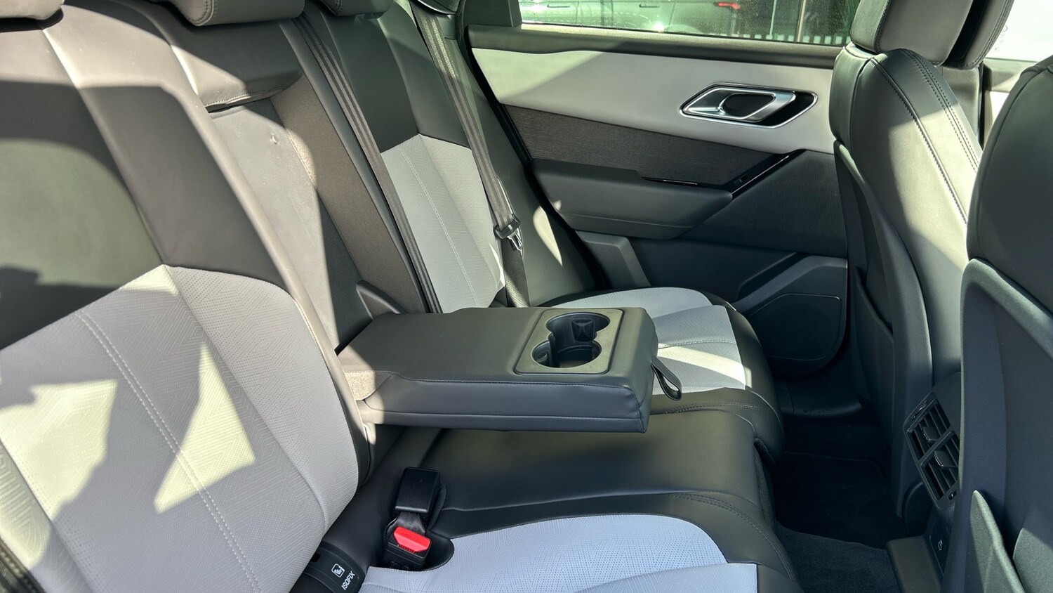 Used Land Rover Range Rover Velar 2025 for sale - 76862236: Photo 45