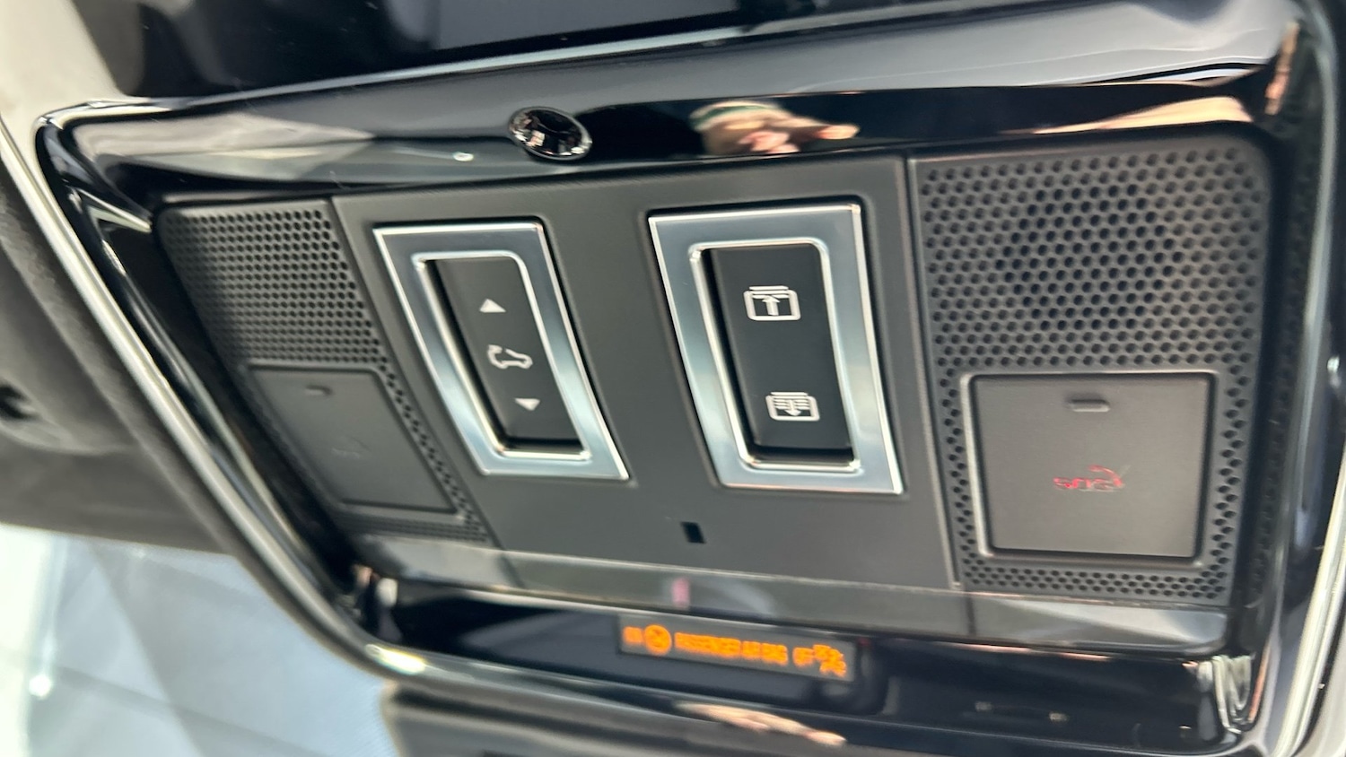 Used Land Rover Range Rover Velar 2025 for sale - 76862236: Photo 57