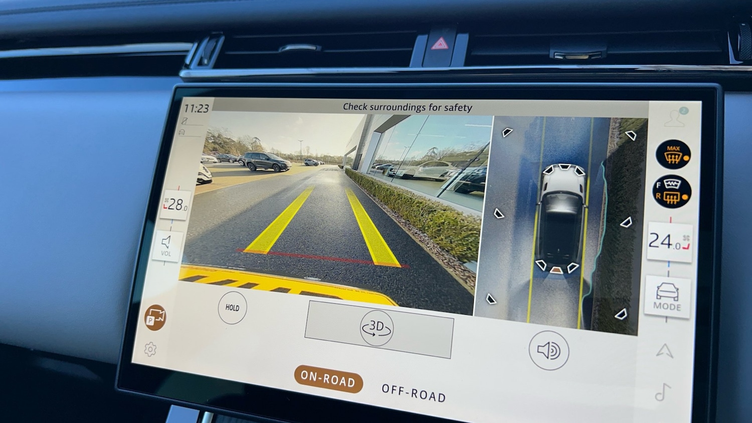 Used Land Rover Range Rover Velar 2025 for sale - 76862236: Photo 81