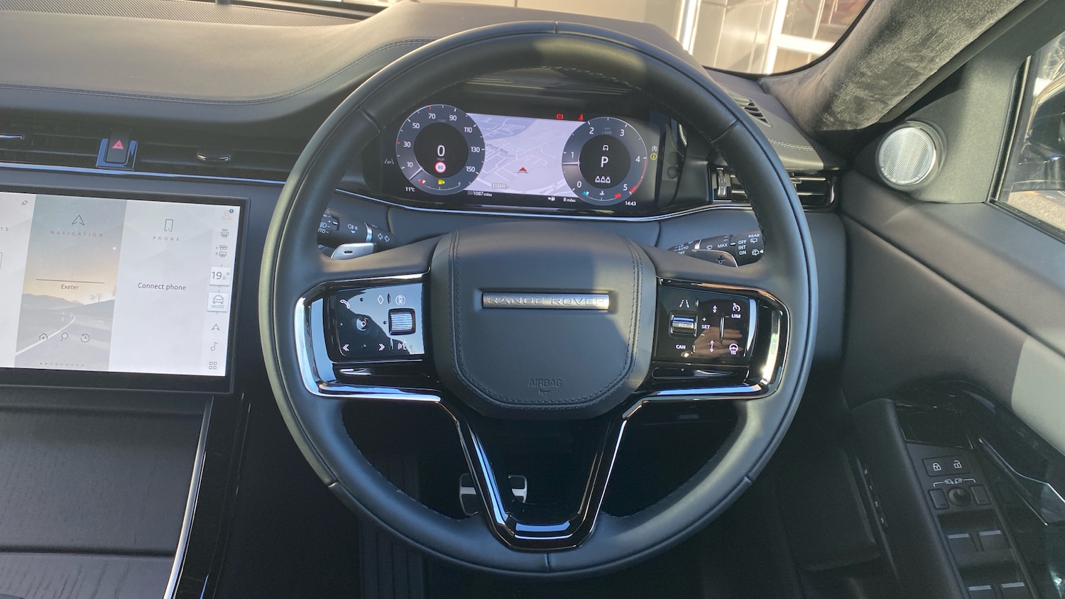 Used Land Rover Range Rover Evoque 2025 for sale - 76808043: Photo 15
