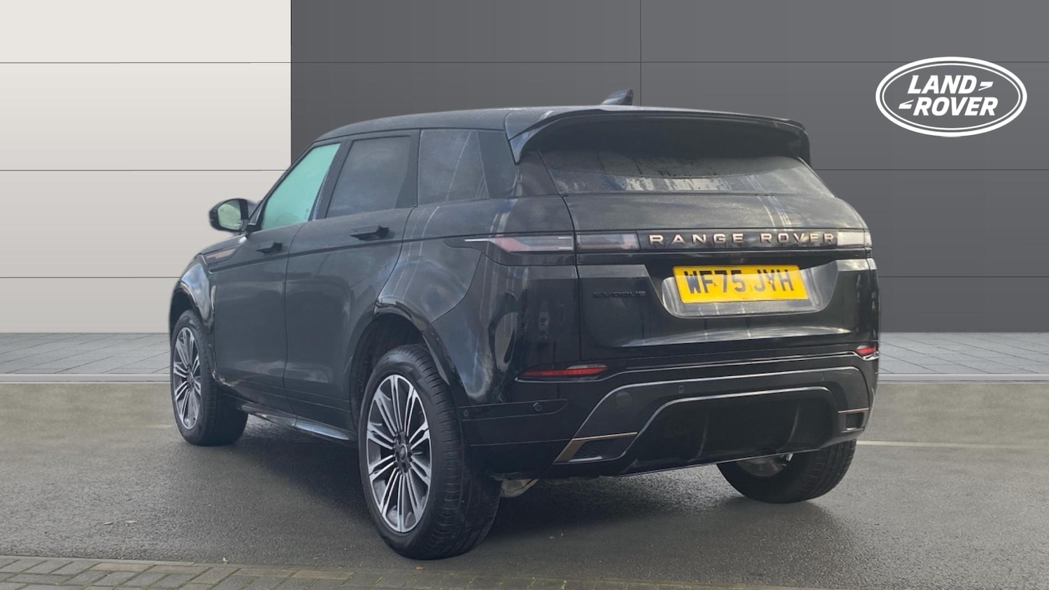 Used Land Rover Range Rover Evoque 2025 for sale - 76808043: Photo 2