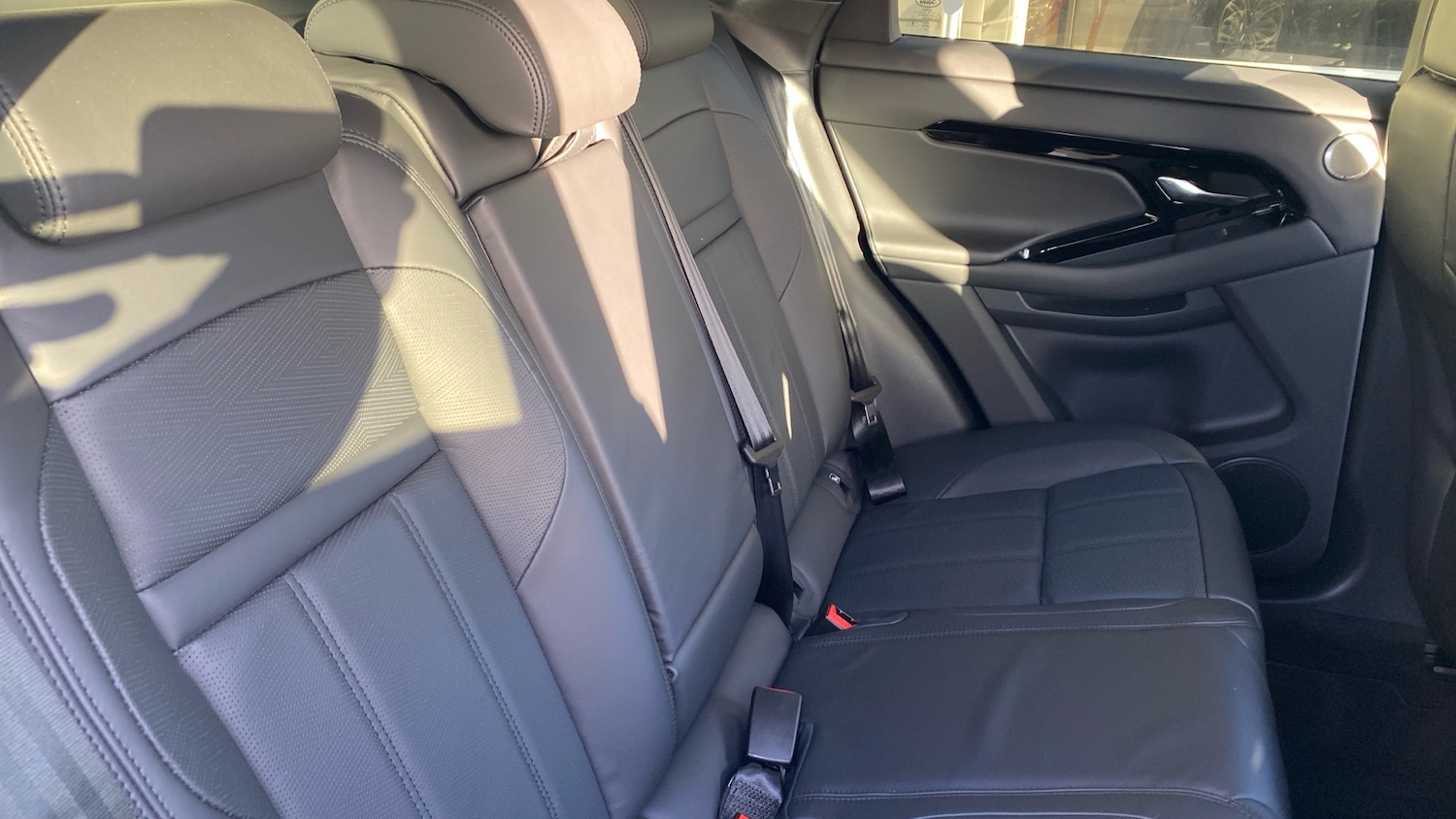 Used Land Rover Range Rover Evoque 2025 for sale - 76808043: Photo 32