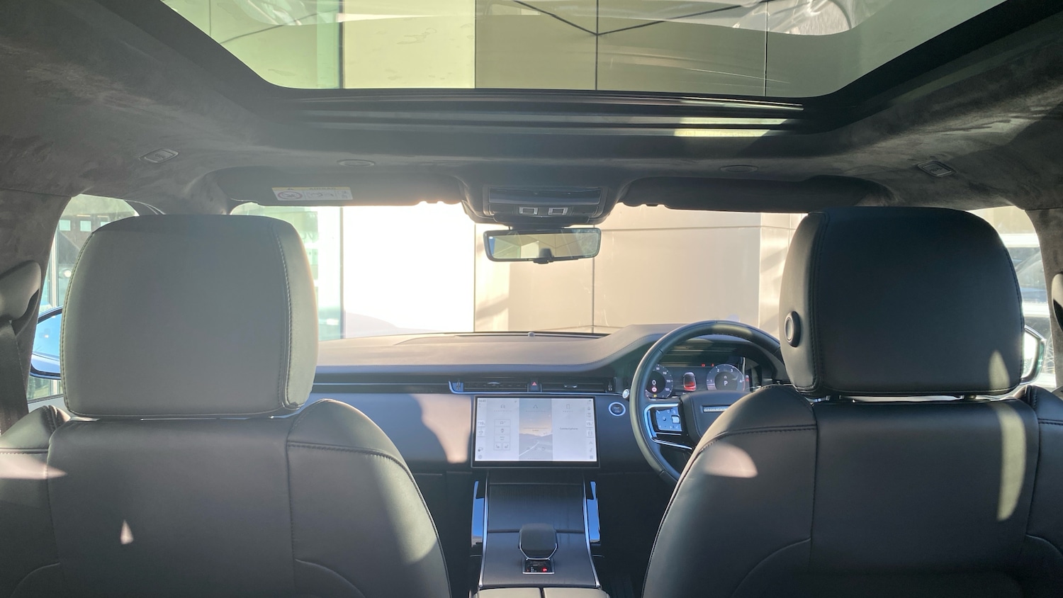 Used Land Rover Range Rover Evoque 2025 for sale - 76808043: Photo 39