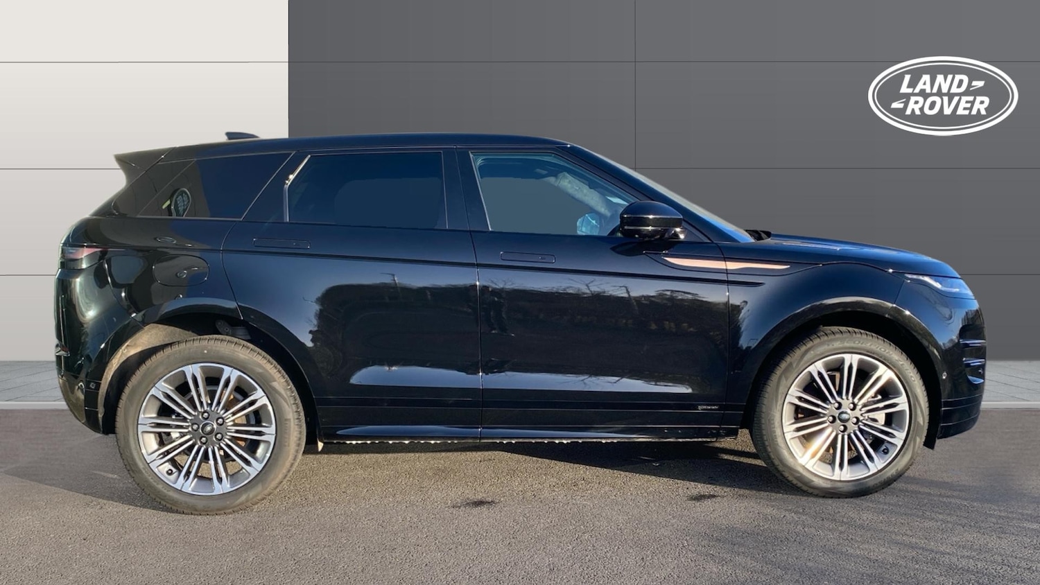 Used Land Rover Range Rover Evoque 2025 for sale - 76808043: Photo 5