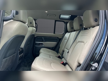 Used Land Rover Defender 2022 for sale - 78742156: Photo