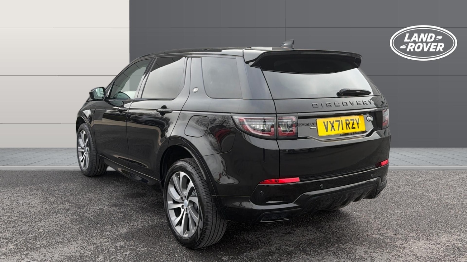 Used Land Rover Discovery Sport 2022 for sale - 78064319: Photo 2
