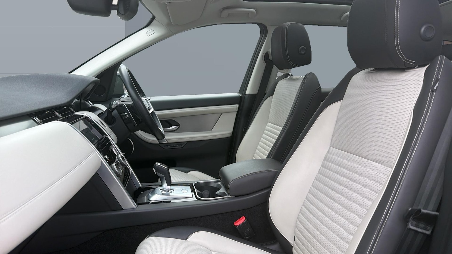 Used Land Rover Discovery Sport 2022 for sale - 78064319: Photo 3