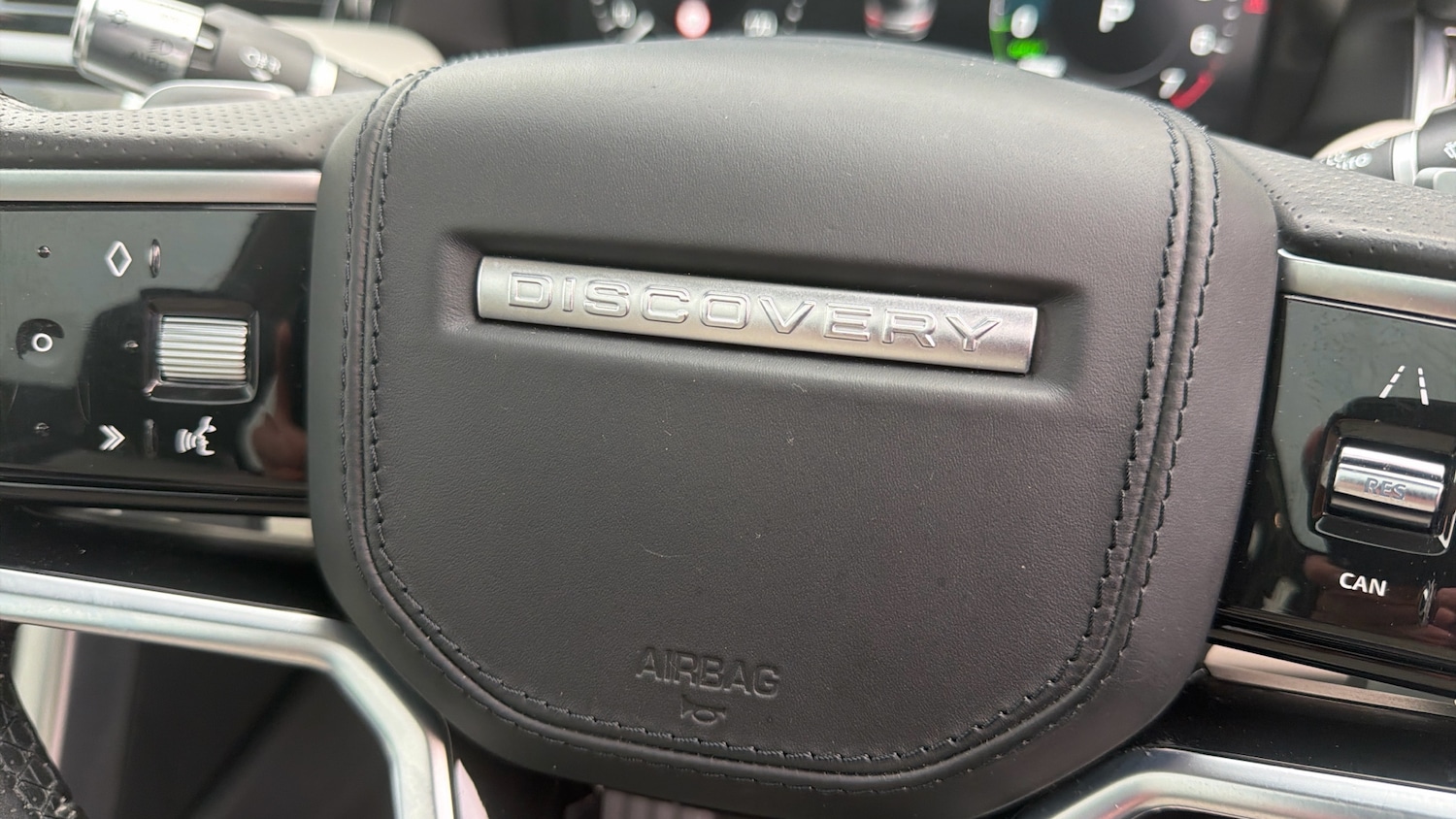 Used Land Rover Discovery Sport 2022 for sale - 78064319: Photo 37