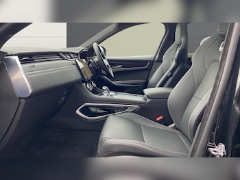 Used Jaguar F-Pace 2024 for sale - 78011539: Photo