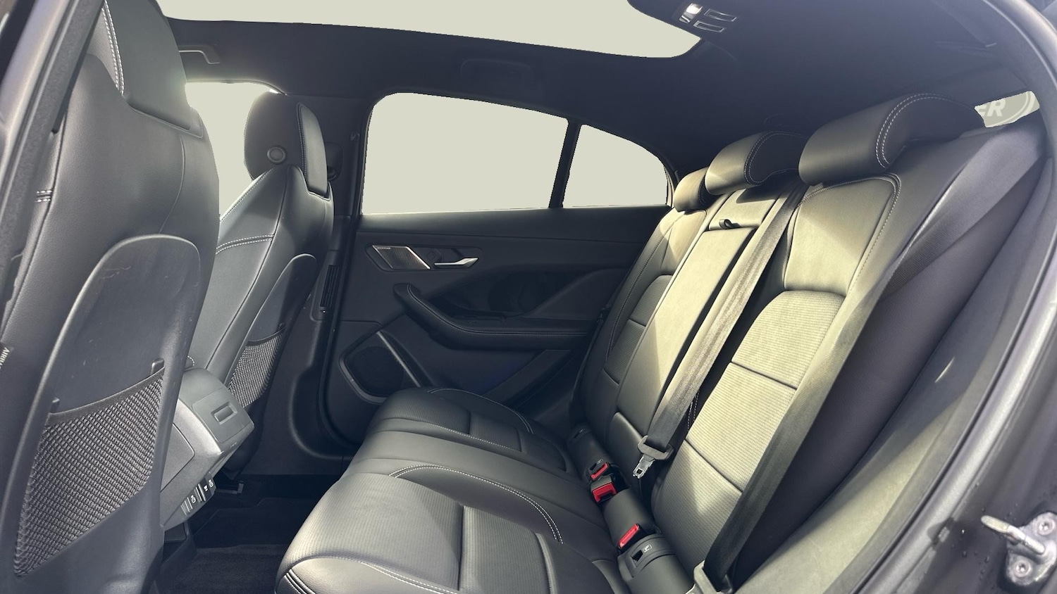 Used Jaguar I-Pace 2025 for sale - 77151885: Photo 4