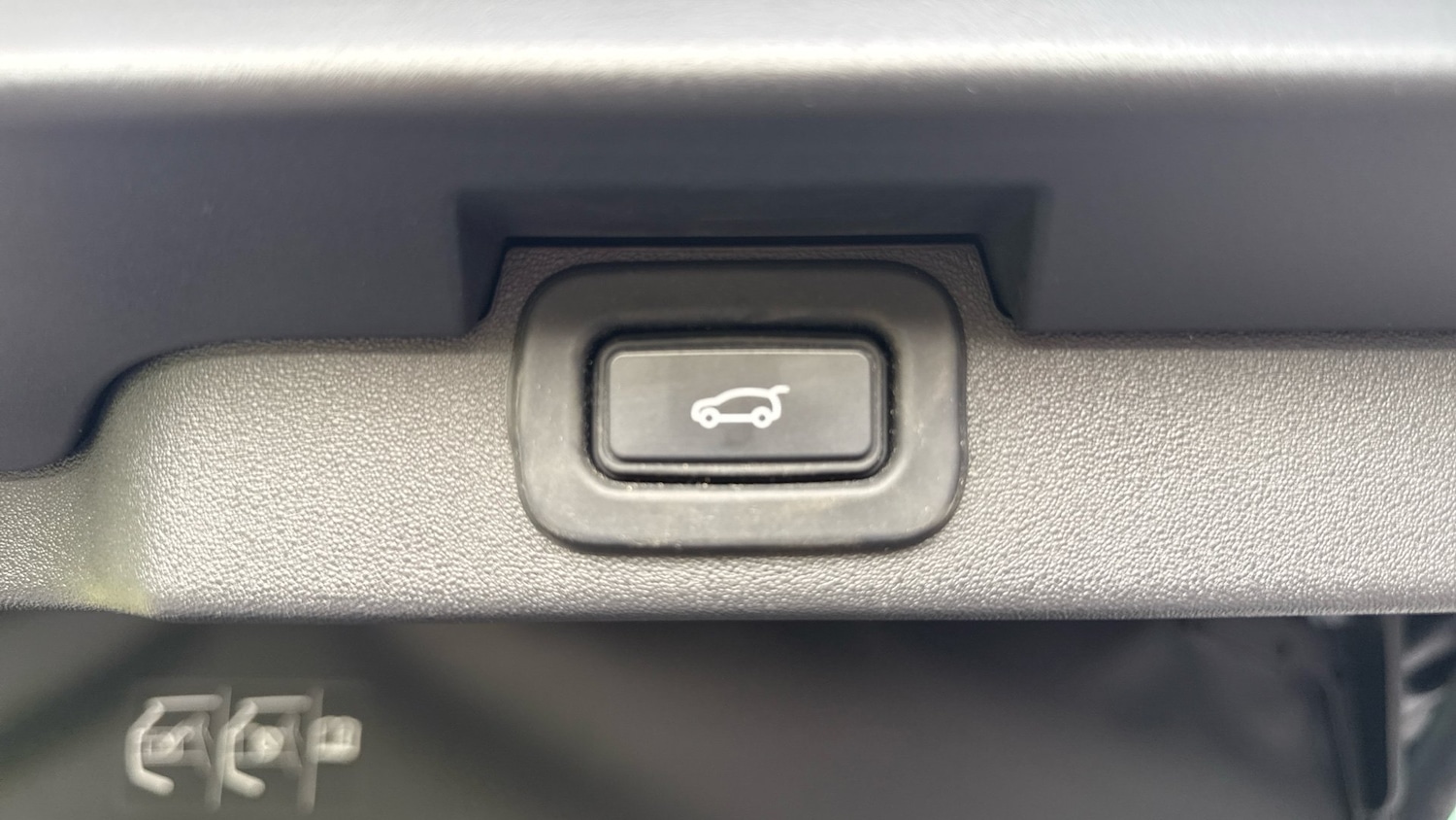 Used Land Rover Discovery 2022 for sale - 76104628: Photo 21