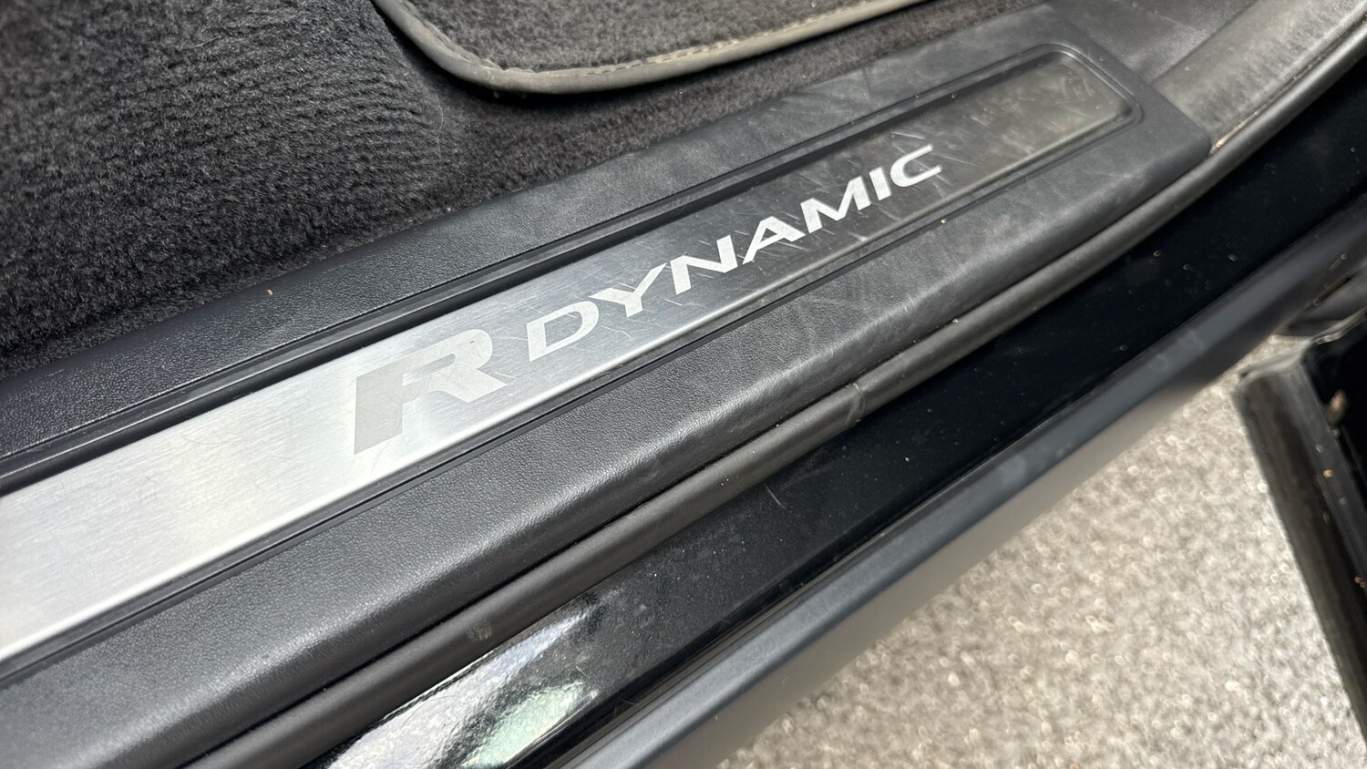 Used Land Rover Discovery 2022 for sale - 76104628: Photo 33