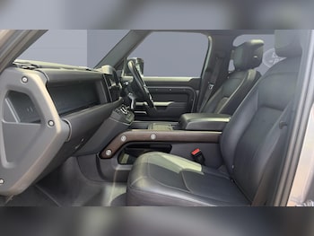 Used Land Rover Defender 2023 for sale - 78950471: Photo
