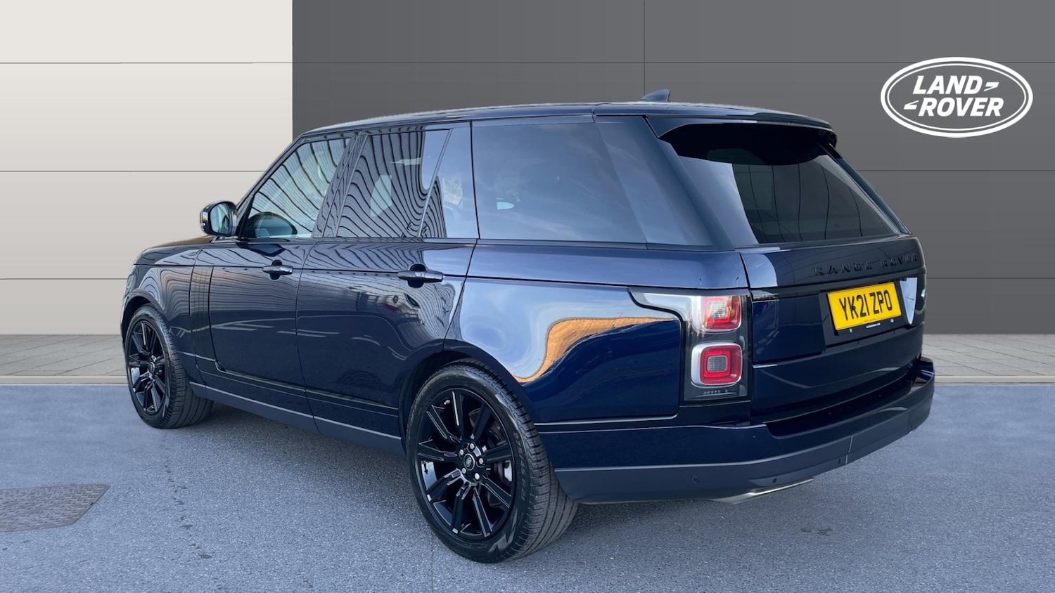 Used Land Rover Range Rover 2021 for sale - 76064141: Photo 2