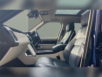 Used Land Rover Range Rover 2021 for sale - 76064141: Photo