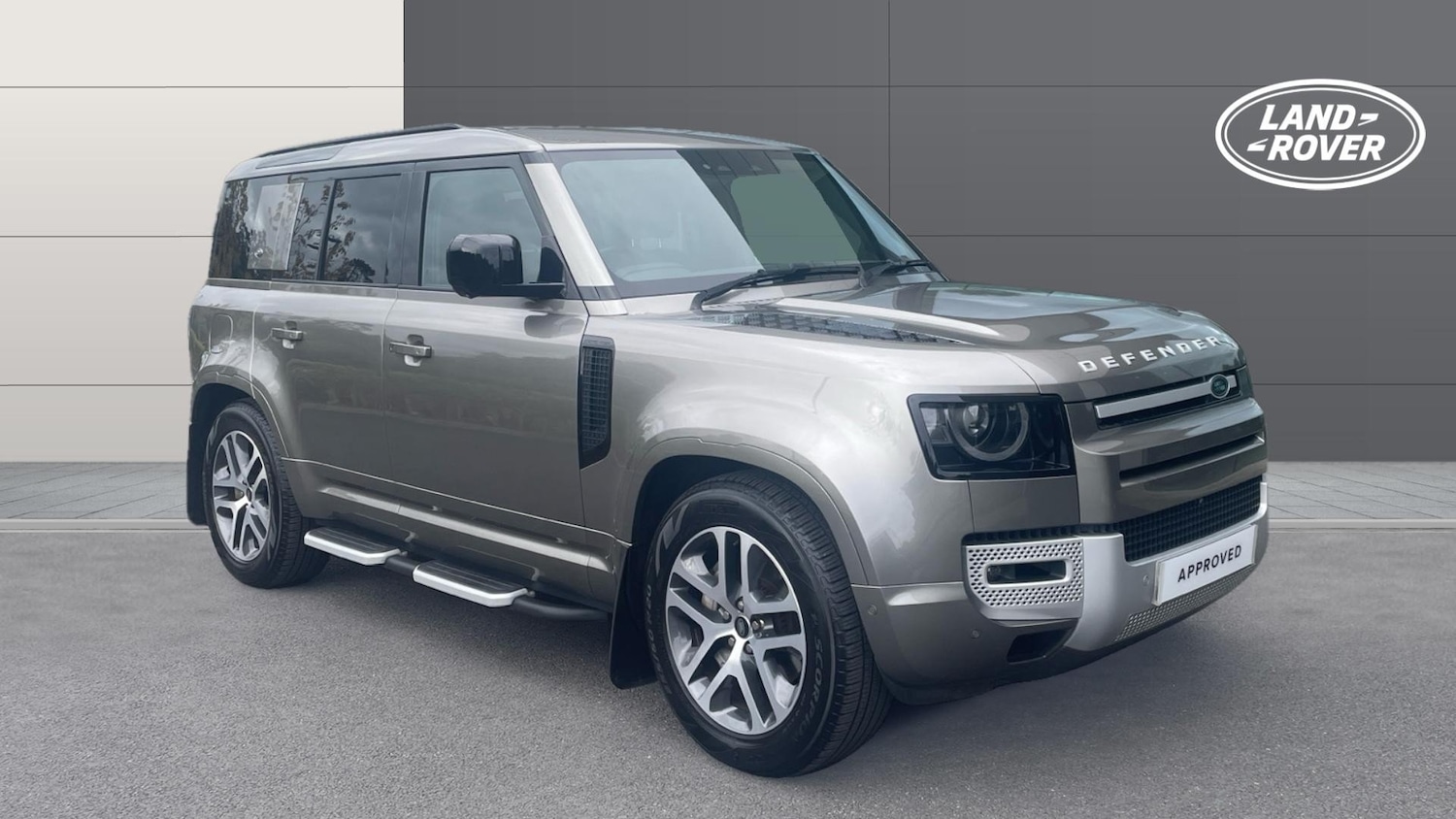 Used Land Rover Defender 2022 for sale - 76366236: Photo 1