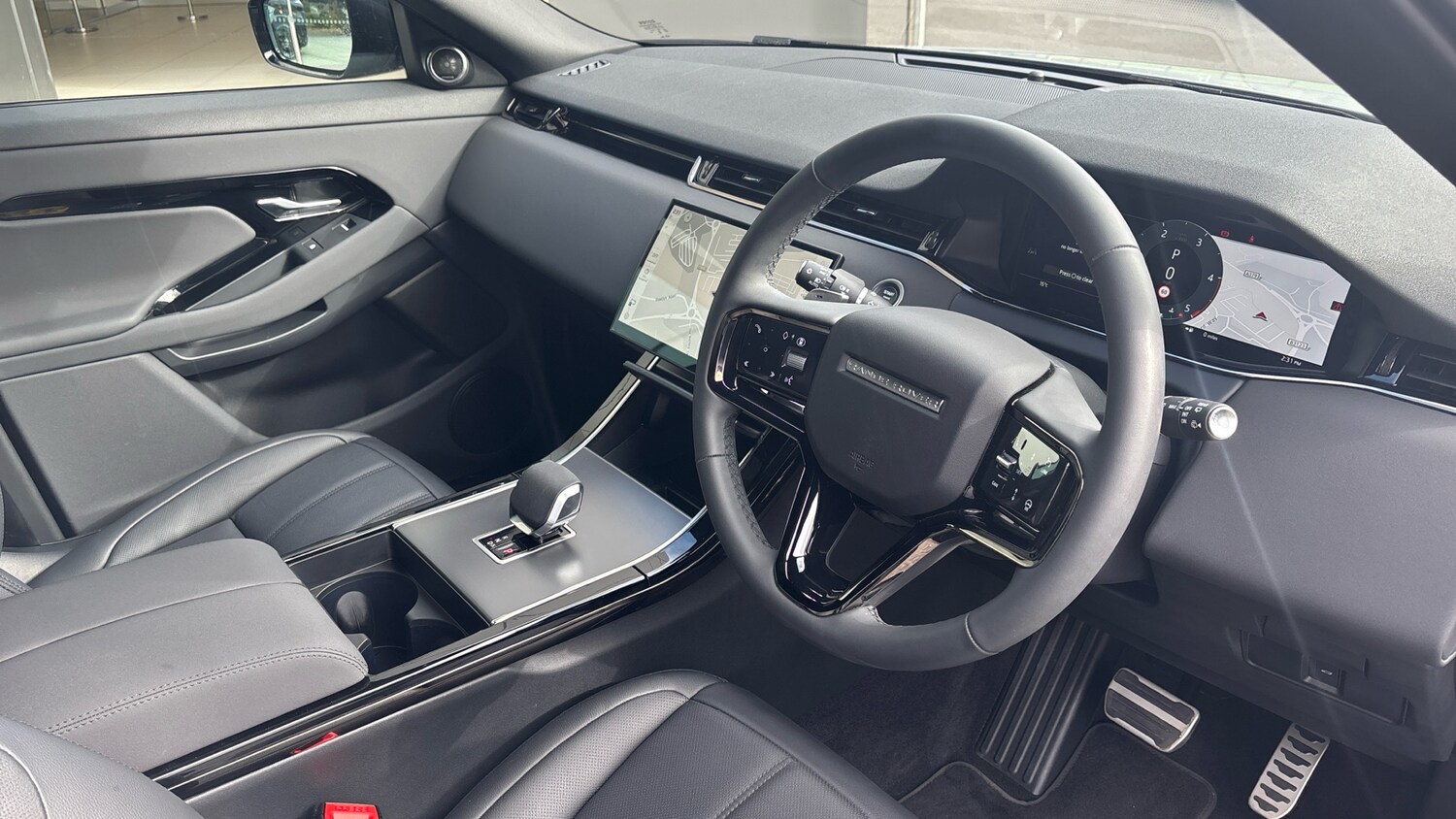 Used Land Rover Range Rover Evoque 2025 for sale - 76253116: Photo 27