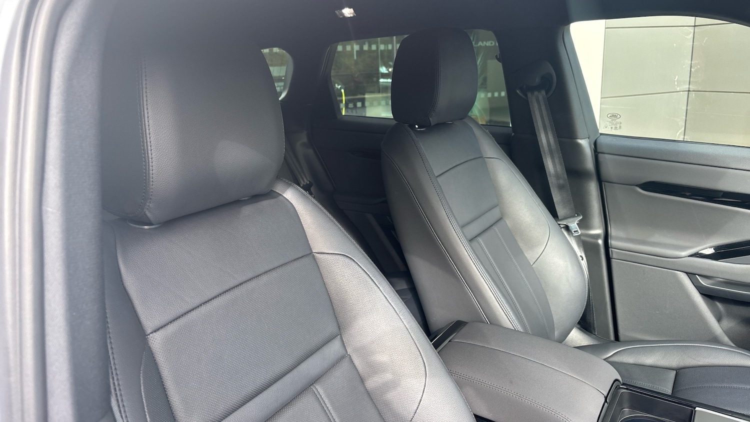 Used Land Rover Range Rover Evoque 2025 for sale - 76253116: Photo 28