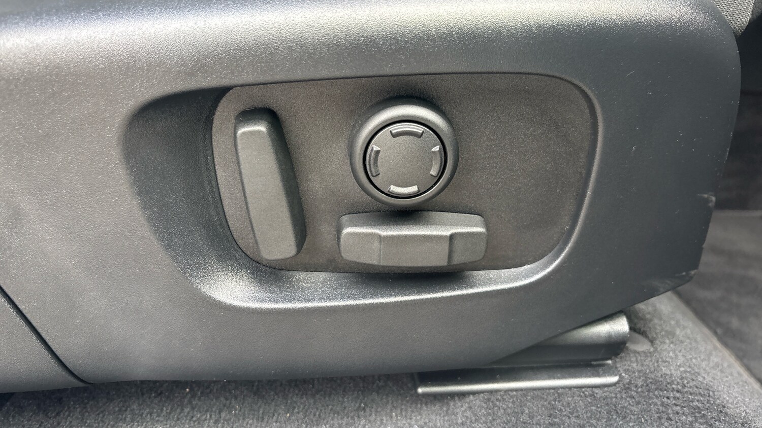 Used Land Rover Range Rover Evoque 2025 for sale - 76253116: Photo 29