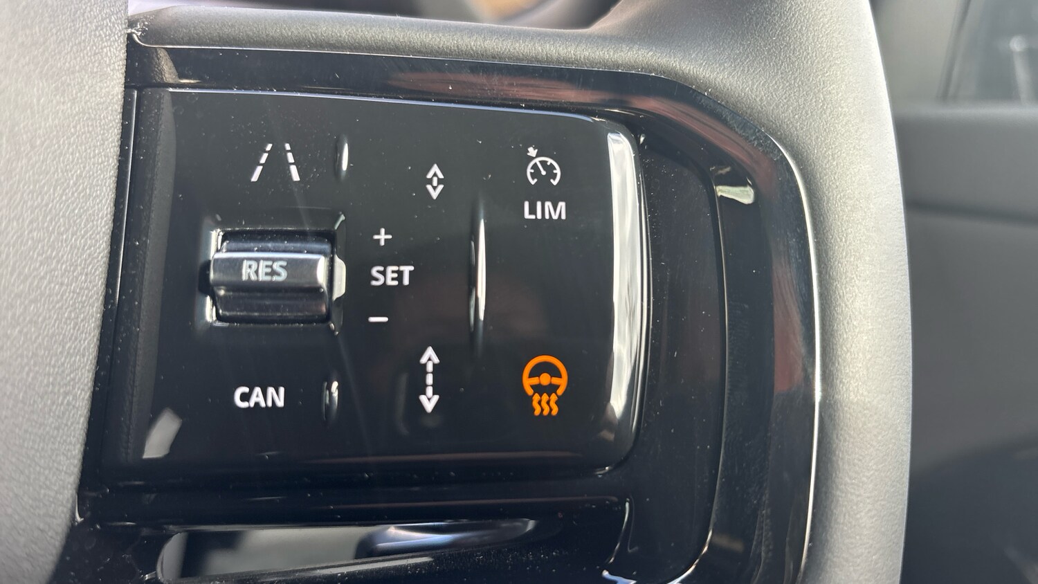 Used Land Rover Range Rover Evoque 2025 for sale - 76253116: Photo 40