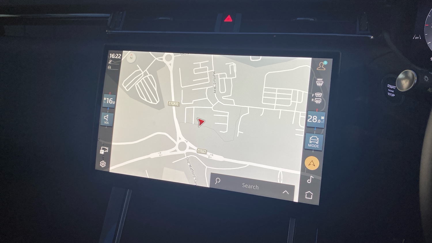 Used Land Rover Range Rover Velar 2025 for sale - 76945789: Photo 11