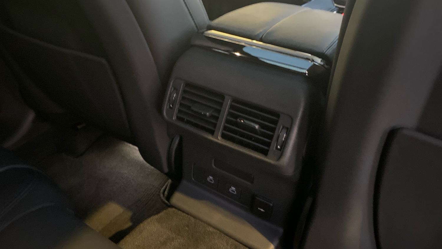 Used Land Rover Range Rover Velar 2025 for sale - 76945789: Photo 18