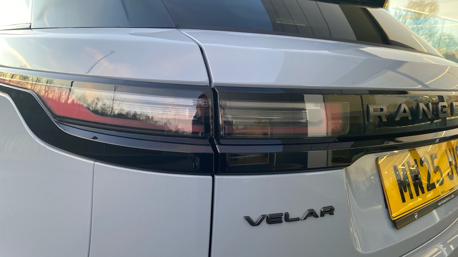 Used Land Rover Range Rover Velar 2025 for sale - 76945789: Photo 19