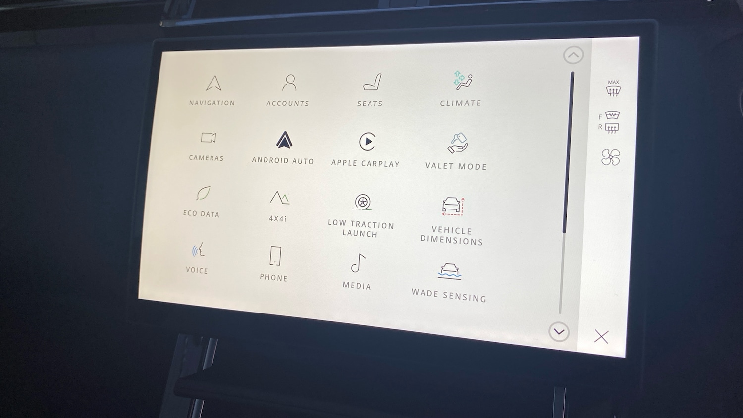 Used Land Rover Range Rover Velar 2025 for sale - 76945789: Photo 34