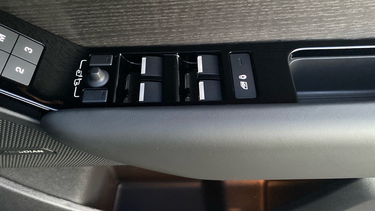 Used Land Rover Range Rover Velar 2025 for sale - 76945789: Photo 44