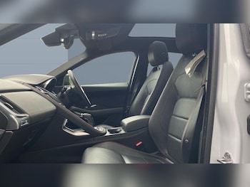 Used Jaguar E-Pace 2019 for sale - 75525698: Photo