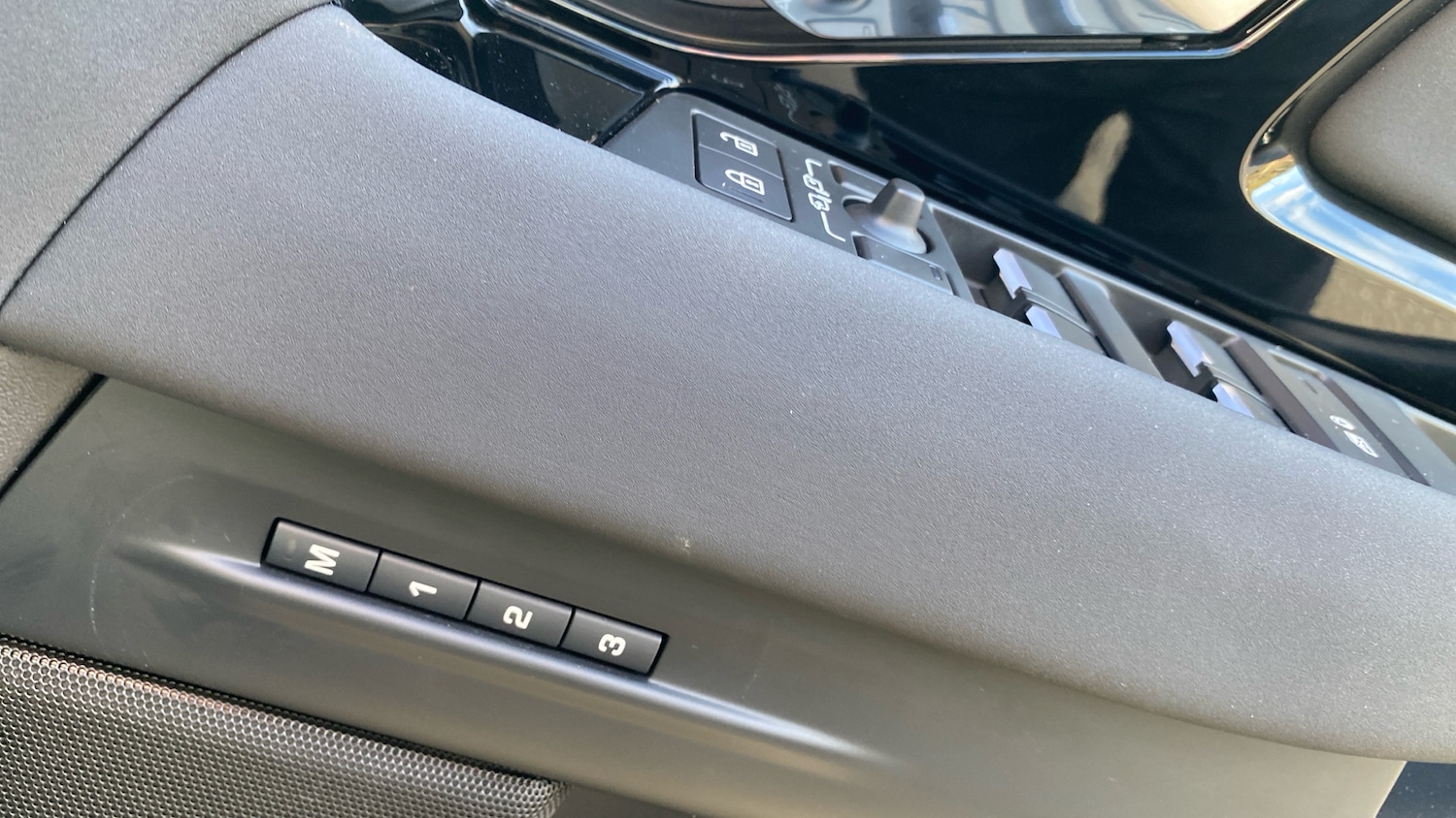 Used Land Rover Range Rover Evoque 2024 for sale - 77492431: Photo 27