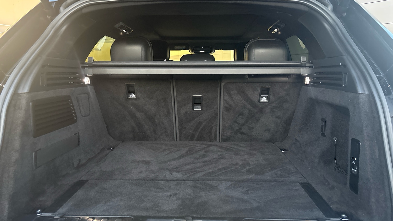 Used Land Rover Range Rover Sport 2023 for sale - 77323796: Photo 10