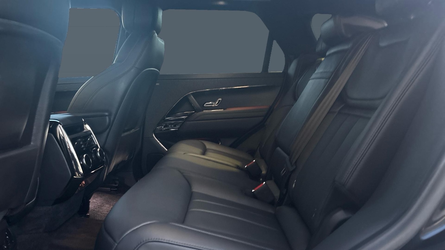 Used Land Rover Range Rover Sport 2023 for sale - 77323796: Photo 4