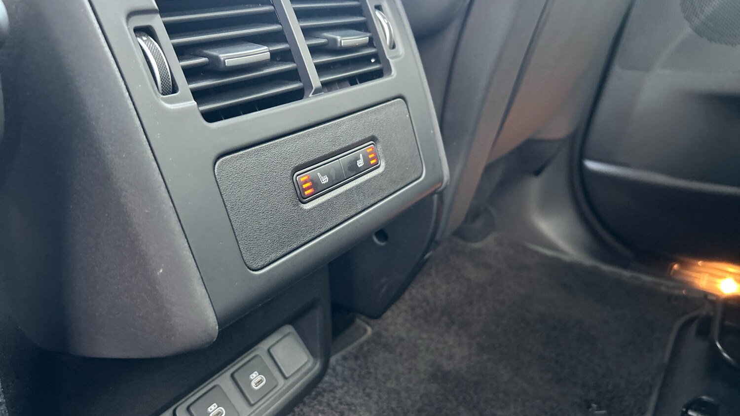 Used Land Rover Discovery 2023 for sale - 76319538: Photo 36