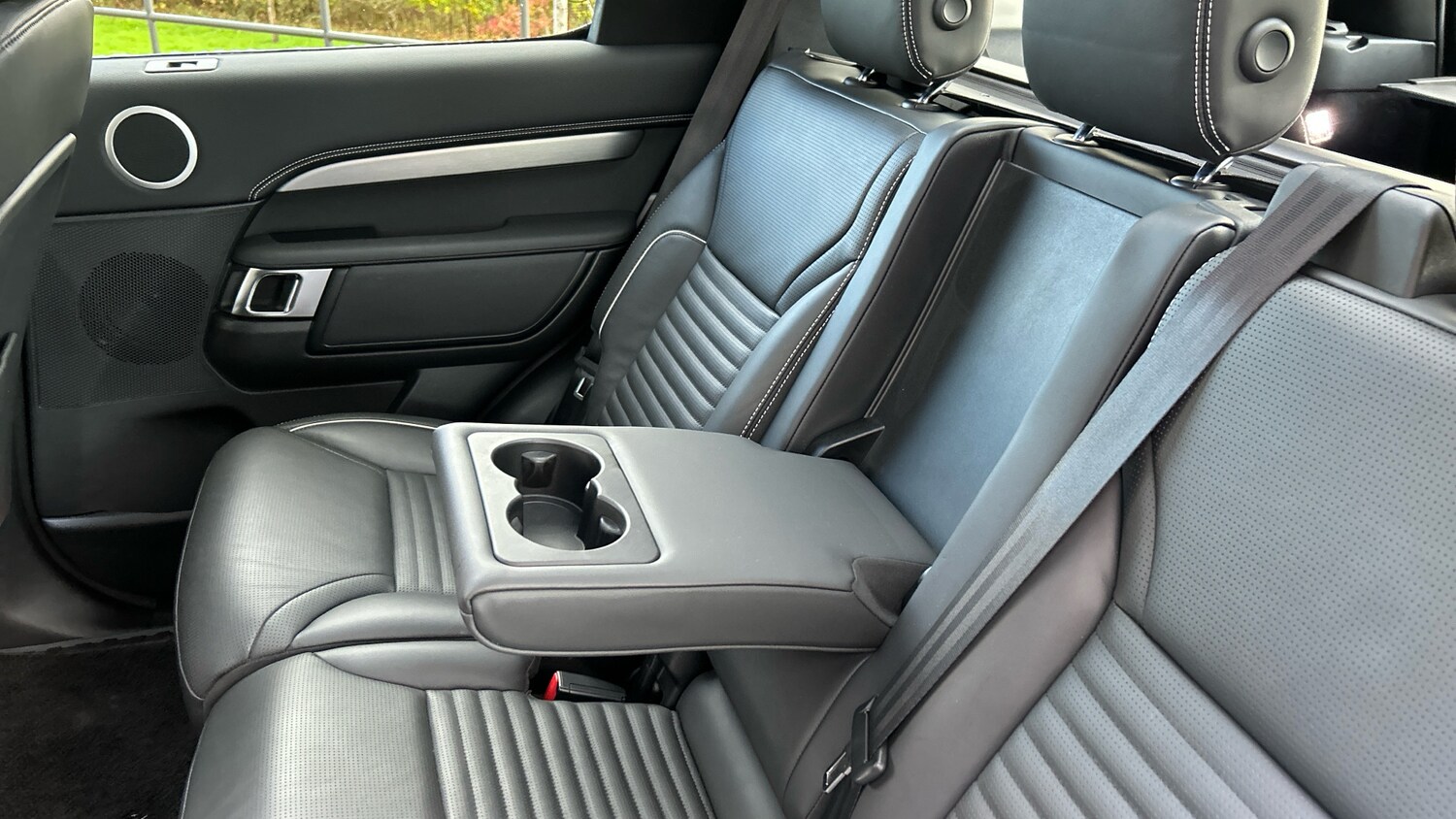 Used Land Rover Discovery 2023 for sale - 76319538: Photo 37