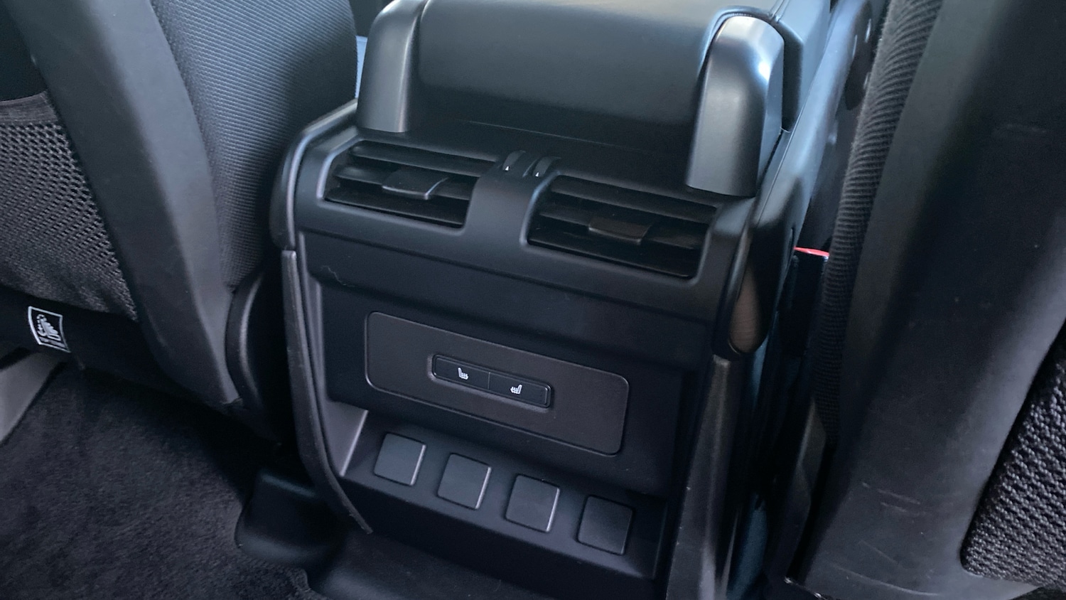 Used Land Rover Defender 2022 for sale - 77140506: Photo 18