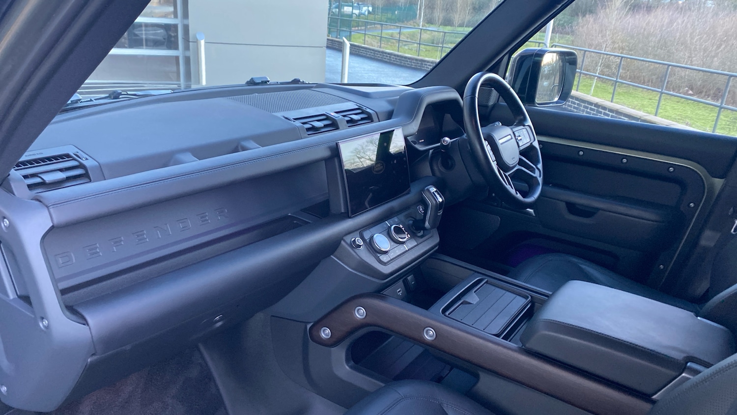 Used Land Rover Defender 2022 for sale - 77140506: Photo 27