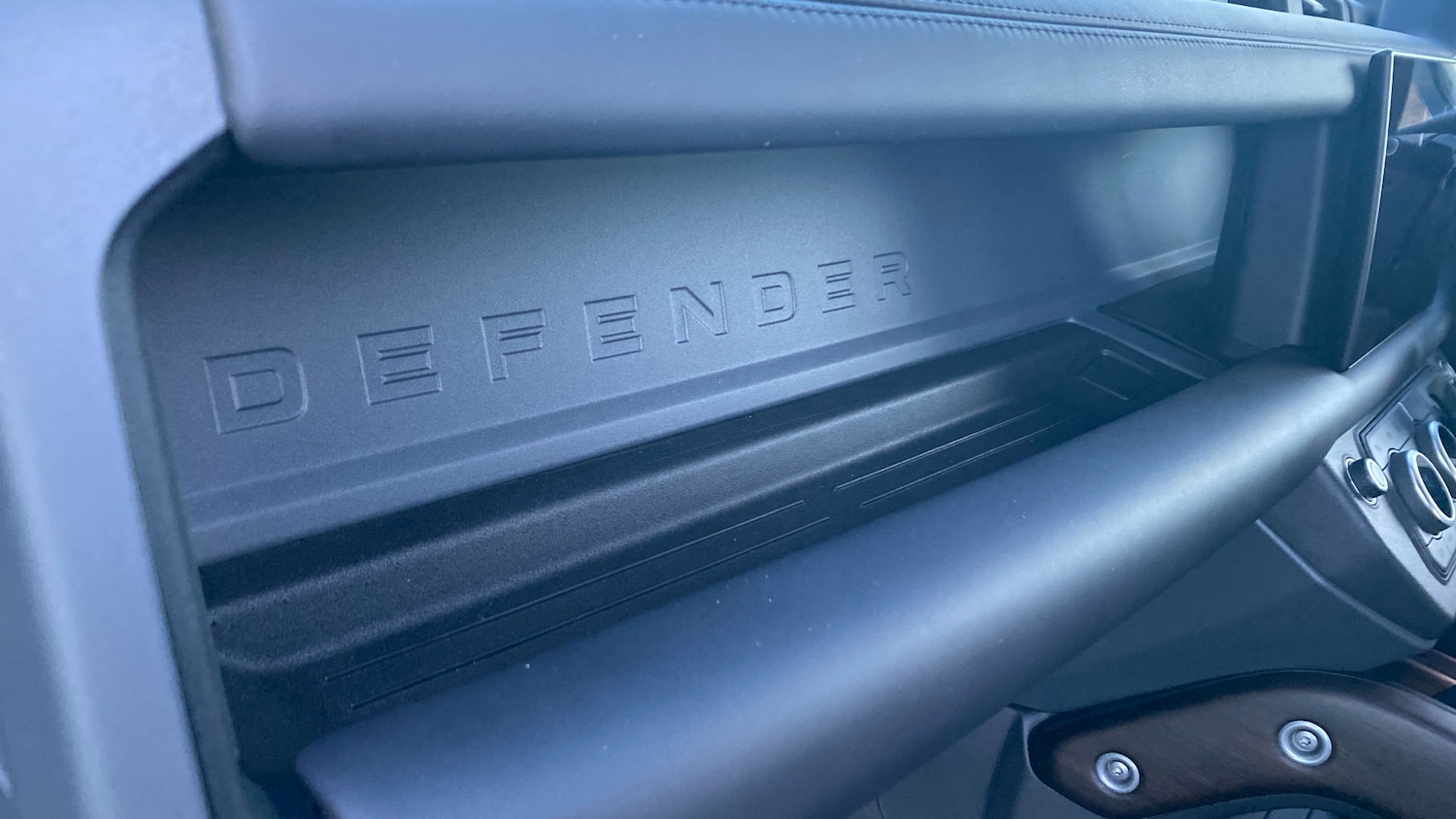 Used Land Rover Defender 2022 for sale - 77140506: Photo 28