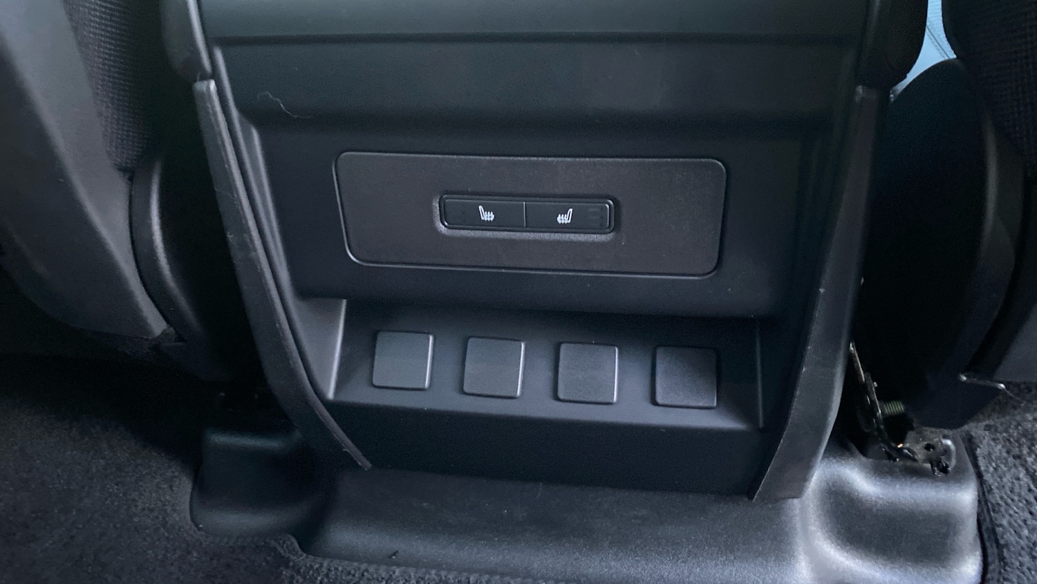 Used Land Rover Defender 2022 for sale - 77140506: Photo 37