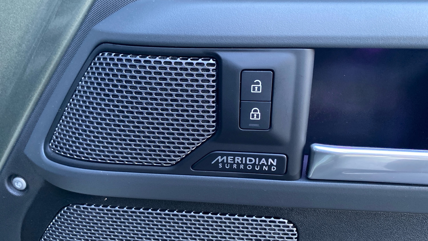 Used Land Rover Defender 2022 for sale - 77140506: Photo 40