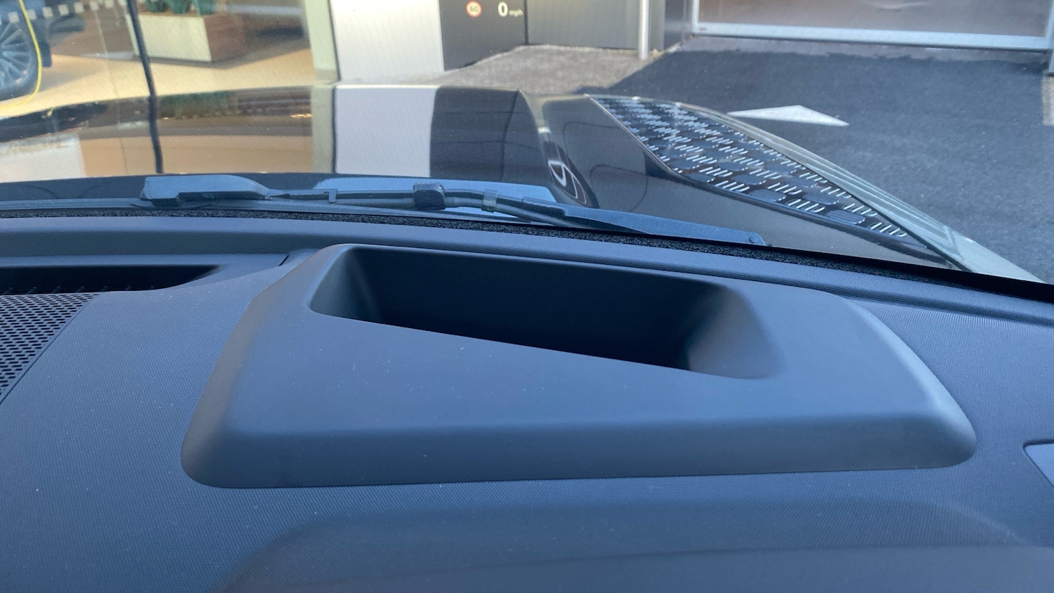 Used Land Rover Defender 2022 for sale - 77140506: Photo 51