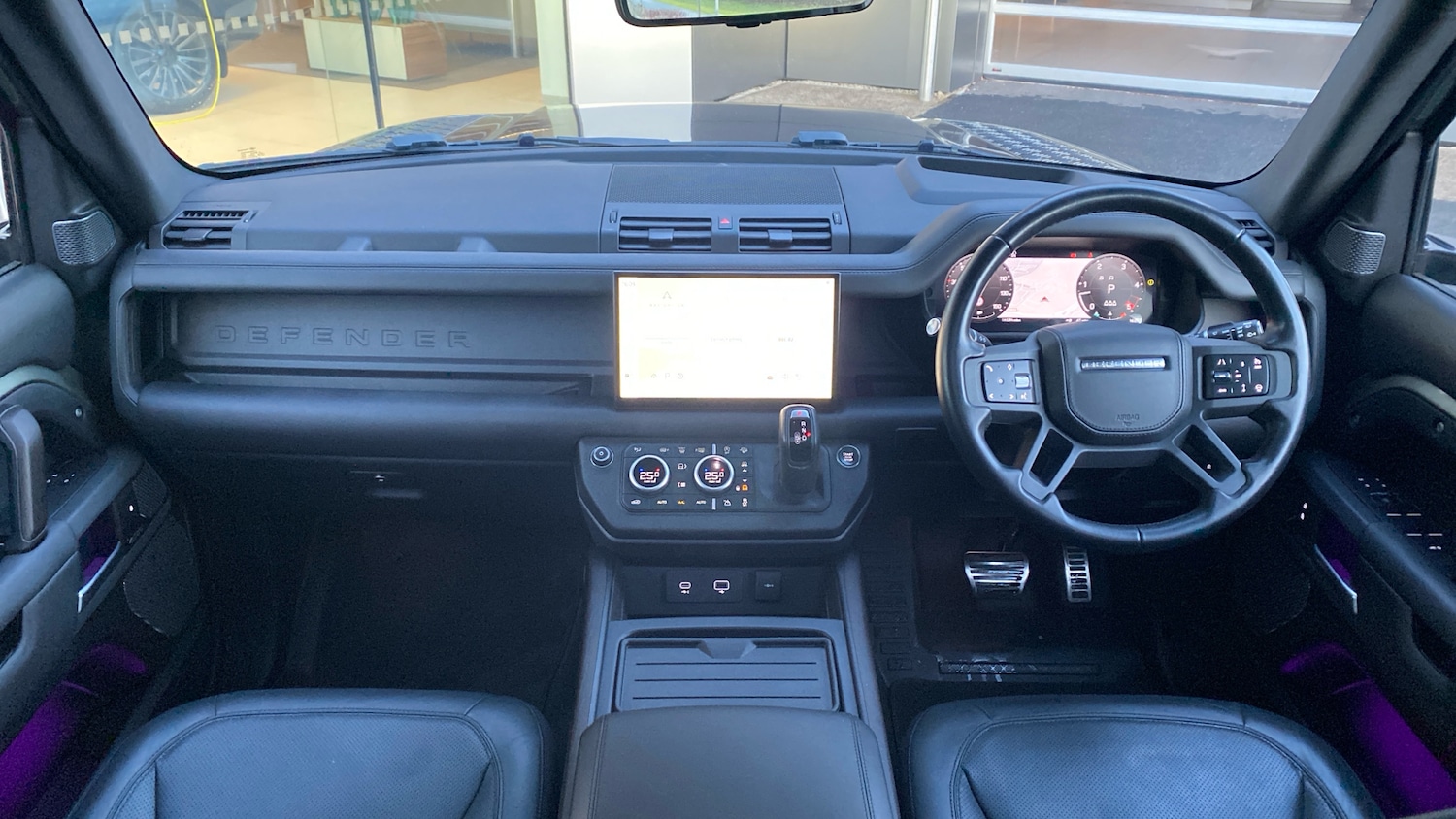 Used Land Rover Defender 2022 for sale - 77140506: Photo 9