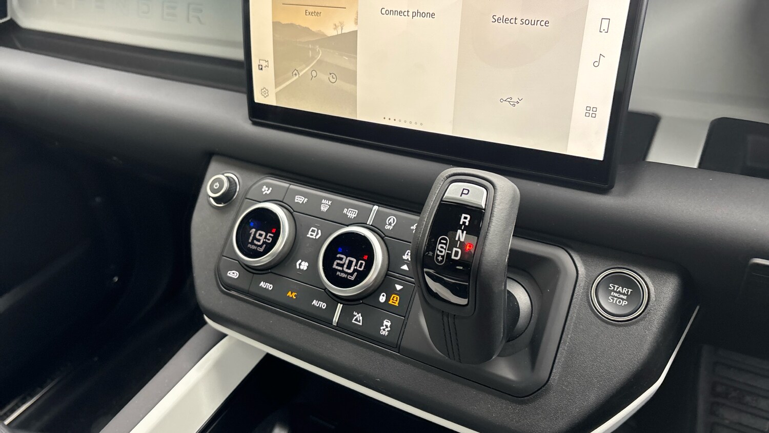 Used Land Rover Defender 2025 for sale - 76302871: Photo 13