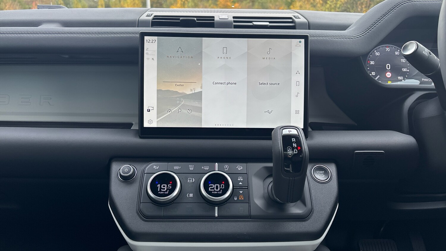 Used Land Rover Defender 2025 for sale - 76302871: Photo 14