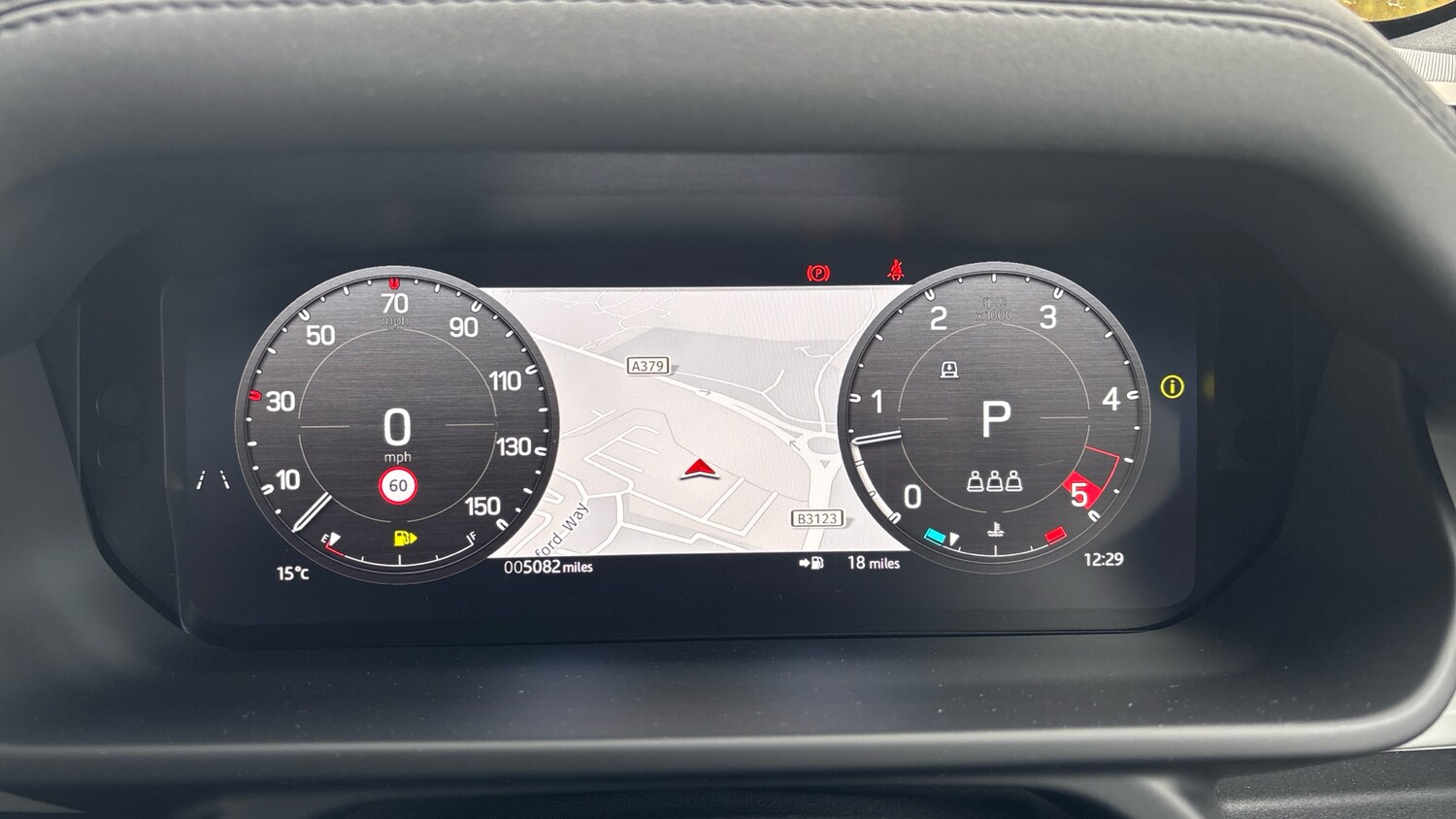 Used Land Rover Defender 2025 for sale - 76302871: Photo 16