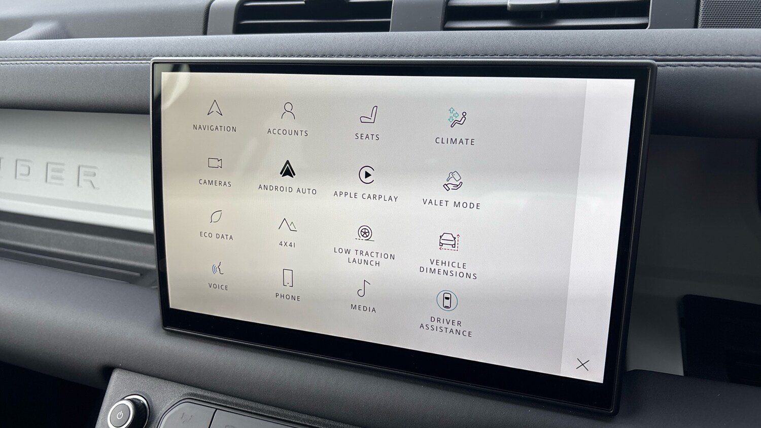 Used Land Rover Defender 2025 for sale - 76302871: Photo 43