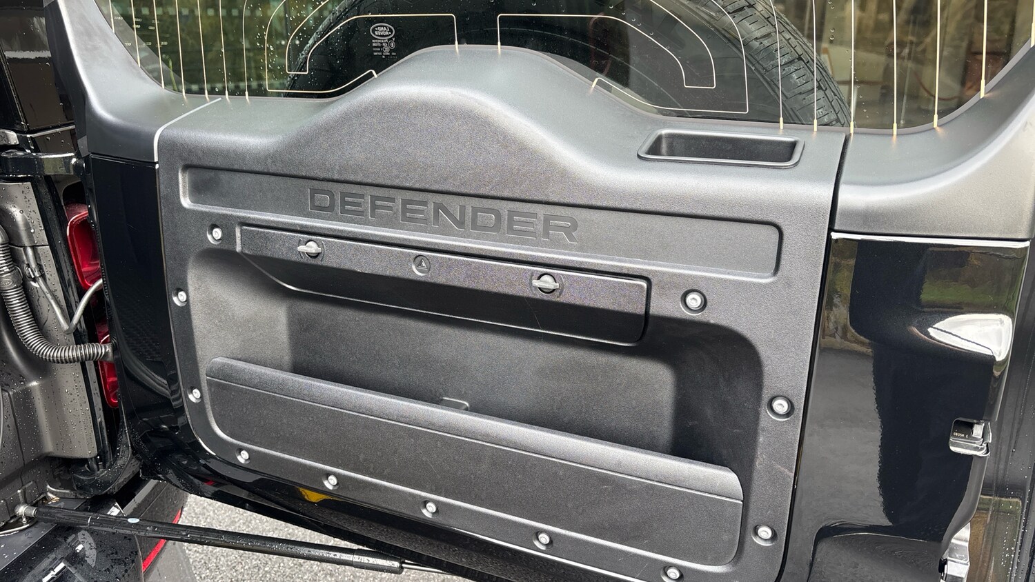 Used Land Rover Defender 2025 for sale - 76302871: Photo 53