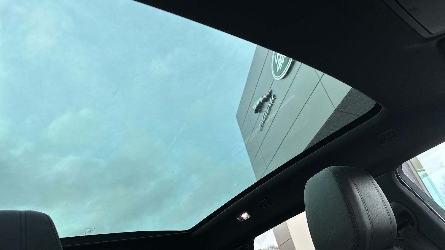 Used Land Rover Range Rover Evoque 2019 for sale - 76490396: Photo 53