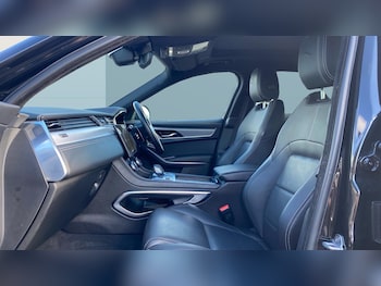 Used Jaguar F-Pace 2022 for sale - 76971085: Photo