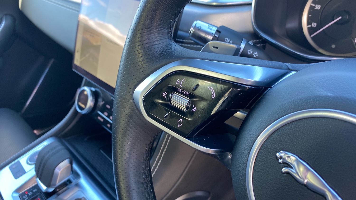 Used Jaguar F-Pace 2022 for sale - 76971085: Photo 45